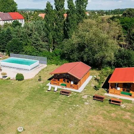 Nad Odra Waly شاليه *