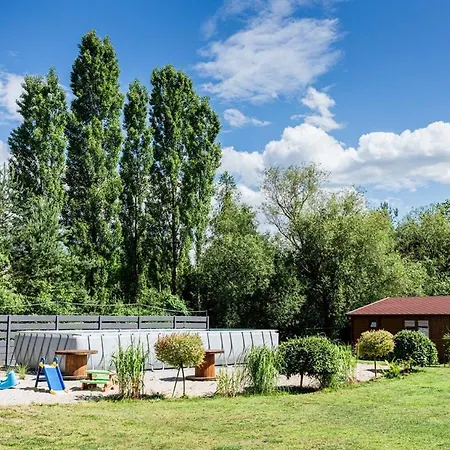 Nad Odra Waly Chalet *